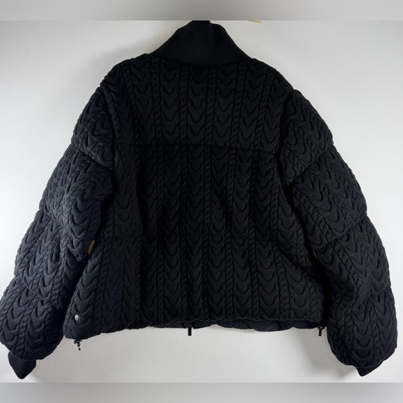 All In Motion™ Women's Puffer Jacket - Black L - Sold Out - Picture 11 of 16
